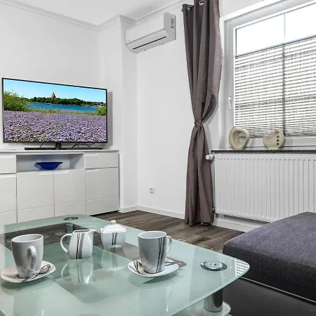 Pfeiffer Haus Strandrose * Gollwitz