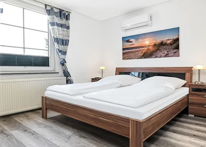 Pfeiffer Haus Strandrose Gollwitz